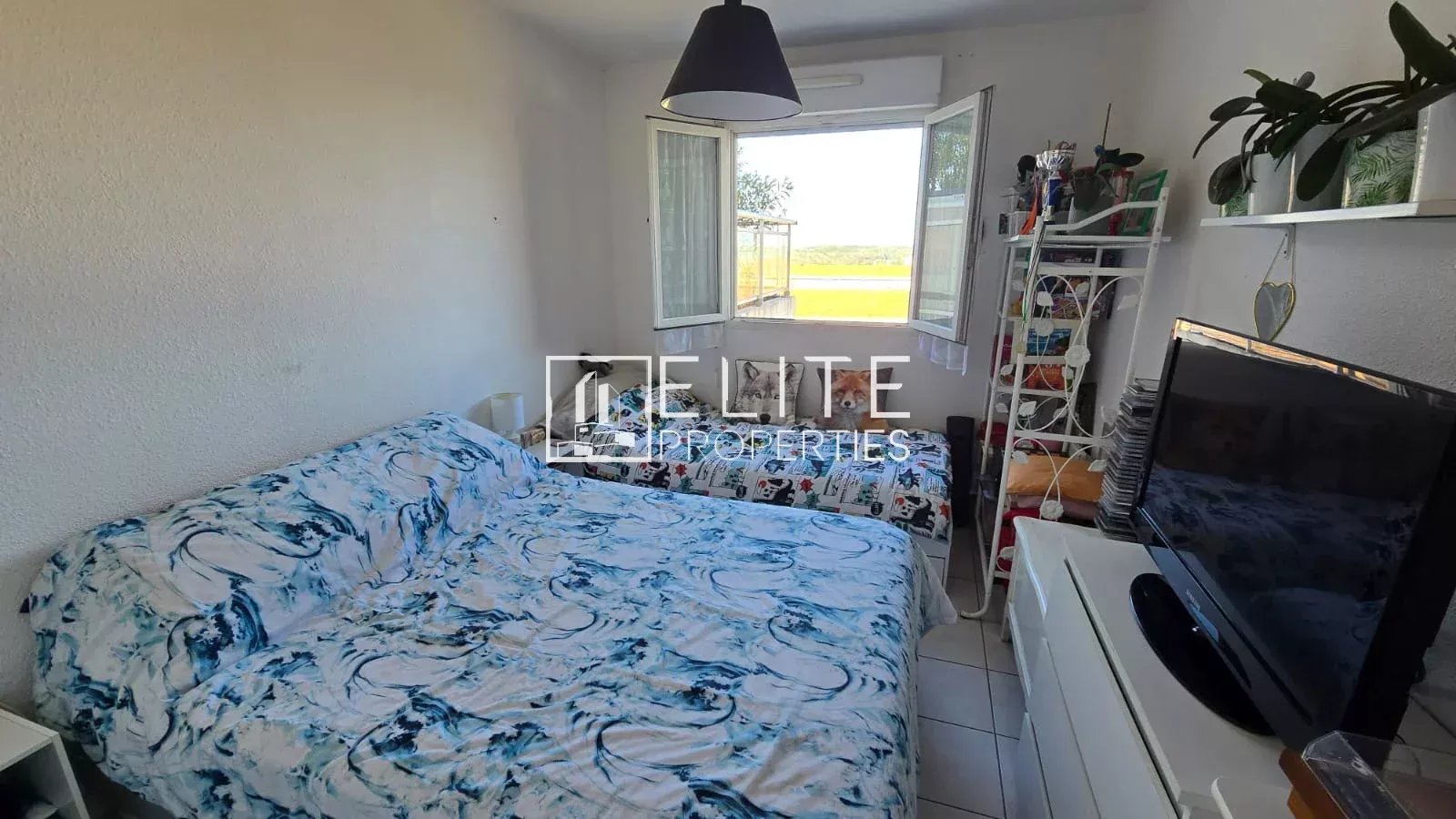 APPARTEMENT 2 PIÈCES + TERRASSE, PISCINE & 2 PARKINGS – GRASSE