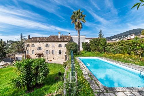 Co-exclusivité - Grasse - Saint Mathieu - Mas du 18 ème siècle