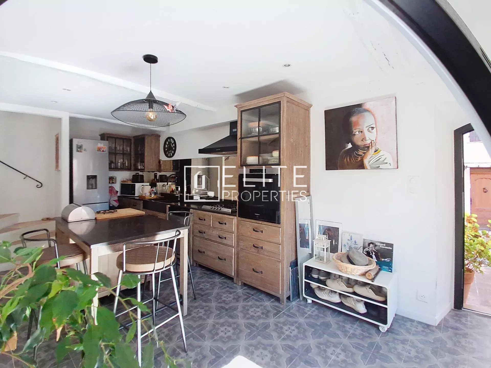 Magagnosc - Maison de village  rénovée -152 m²