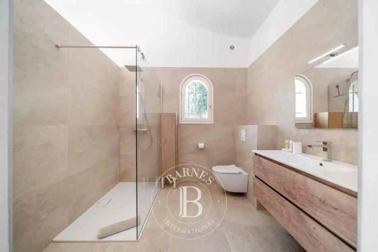 À 10 minutes de Mougins - Villa rénovée avec Mazet en pierre indépendant - 6 chambres