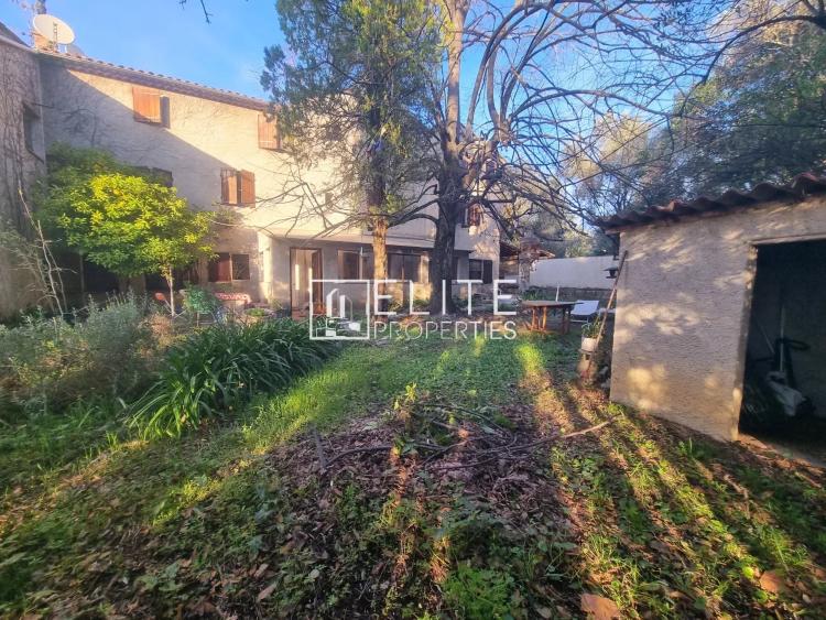 GRASSE – MAISON DE CHARME AU CALME ABSOLU