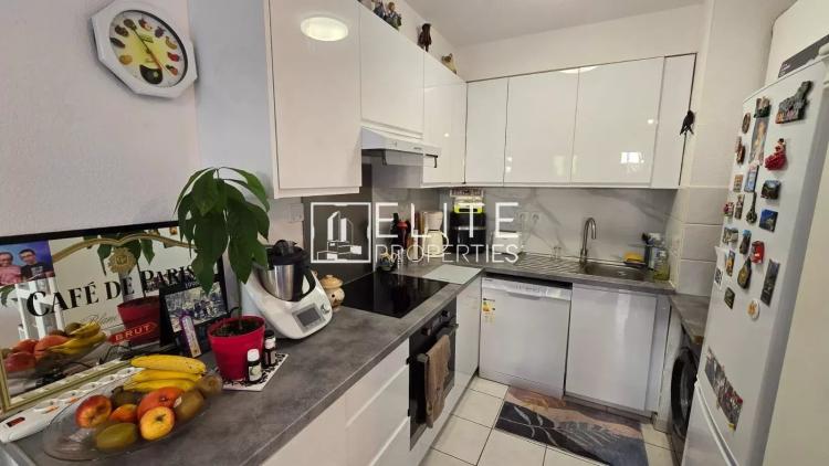 APPARTEMENT 2 PIÈCES + TERRASSE, PISCINE & 2 PARKINGS – GRASSE