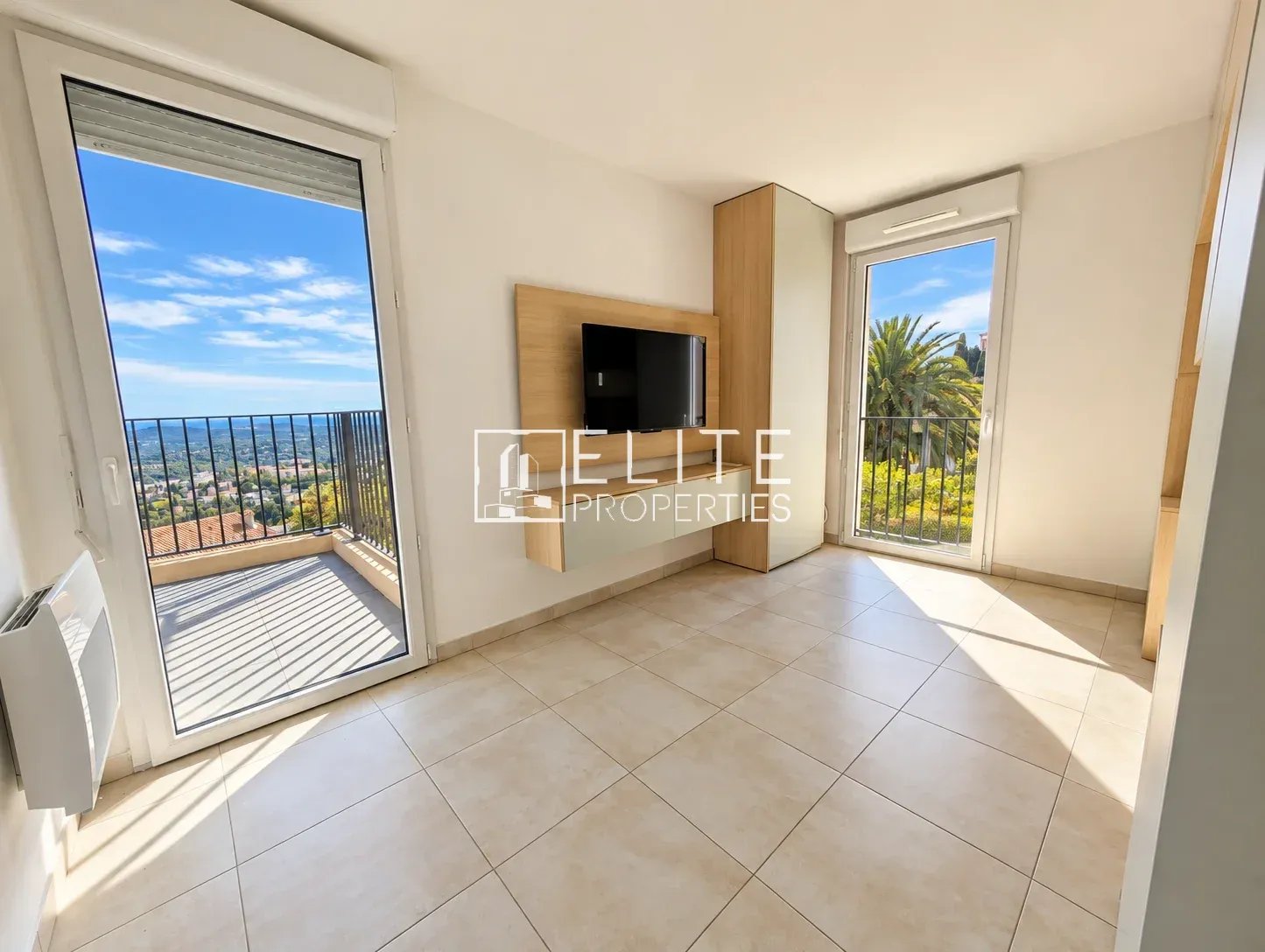 EXCLUSIVITE - T4 Dernier étage vue mer - Terrasse - Parkings - Calme - Sud Est