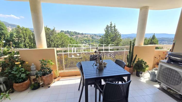 APPARTEMENT 3 PIECES 72m² + PARKING GRASSE