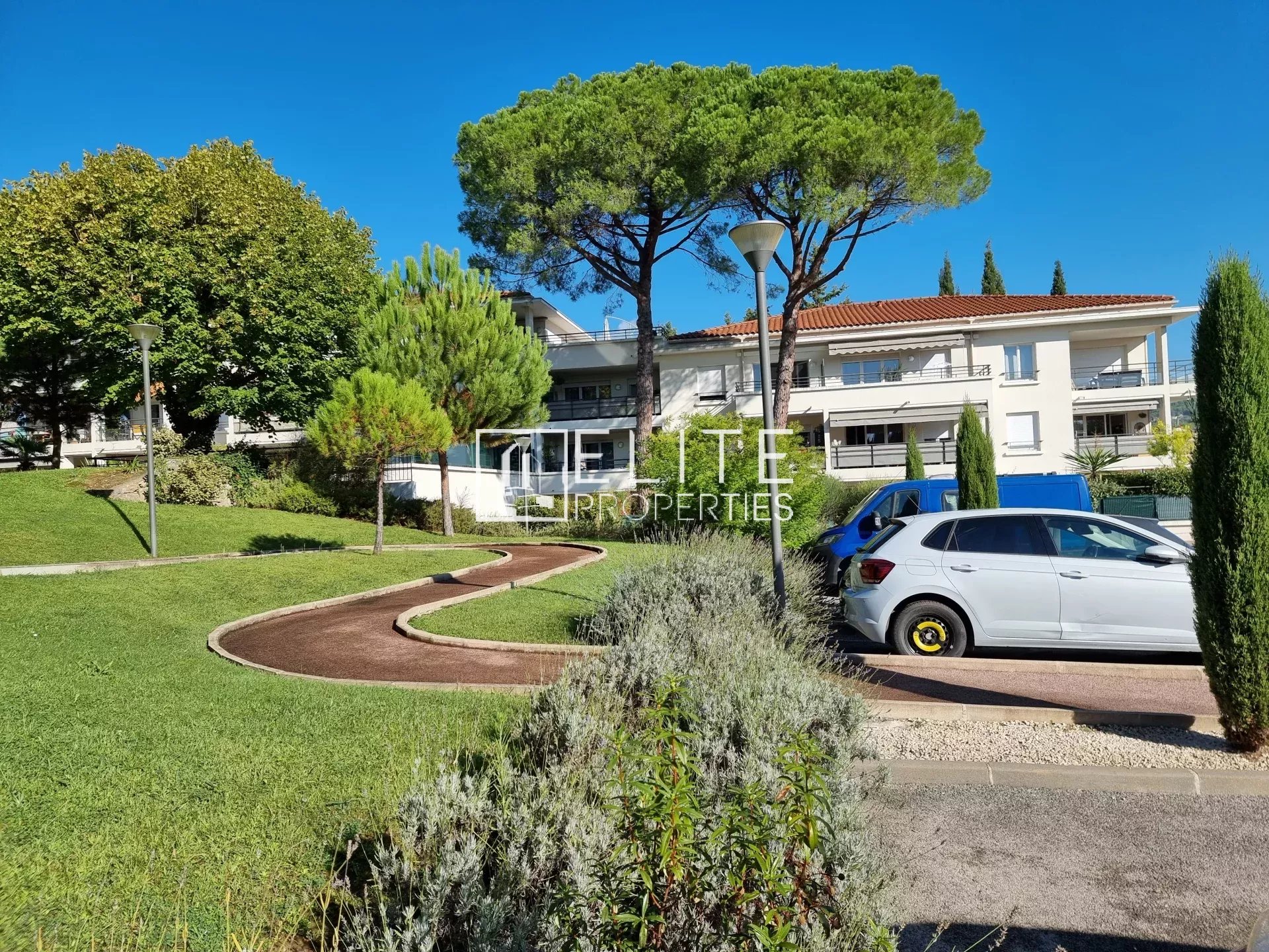 APPARTEMENT 2 PIECES + JARDIN ET GARAGE LE PLAN