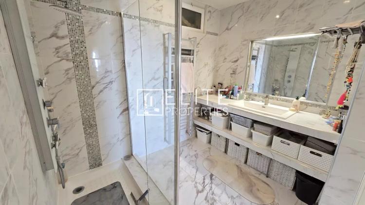 MAISON 5 PIÈCES DE 120 m² + PISCINE ET VUE MER PANORAMIQUE – GRASSE