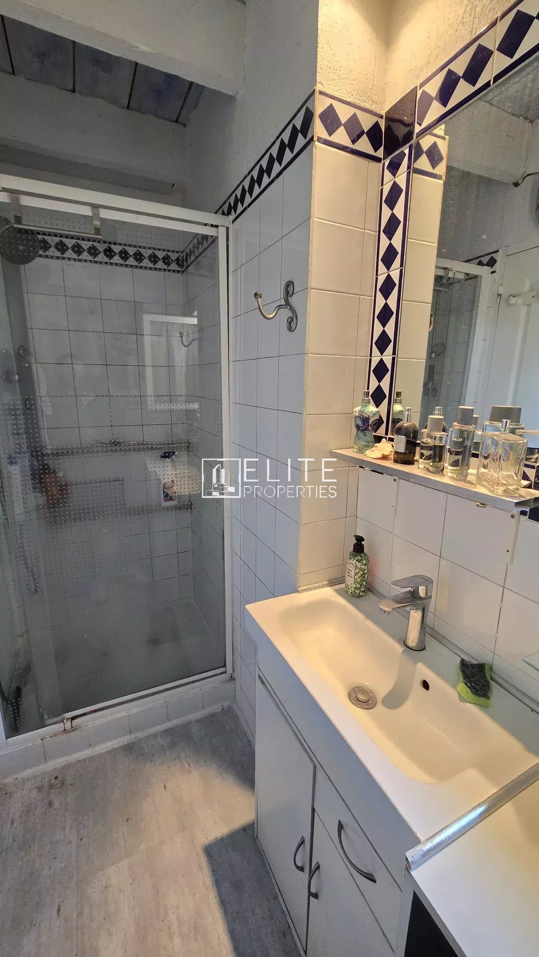 MAISON 5 PIÈCES DE 120 m² + PISCINE ET VUE MER PANORAMIQUE – GRASSE
