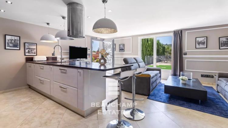 Villa néo-provençale 6 chambres avec potentiel hôtelier - Grasse