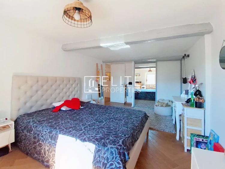 Magagnosc - Maison de village  rénovée -152 m²