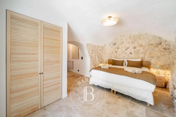 À 10 minutes de Mougins - Villa rénovée avec Mazet en pierre indépendant - 6 chambres