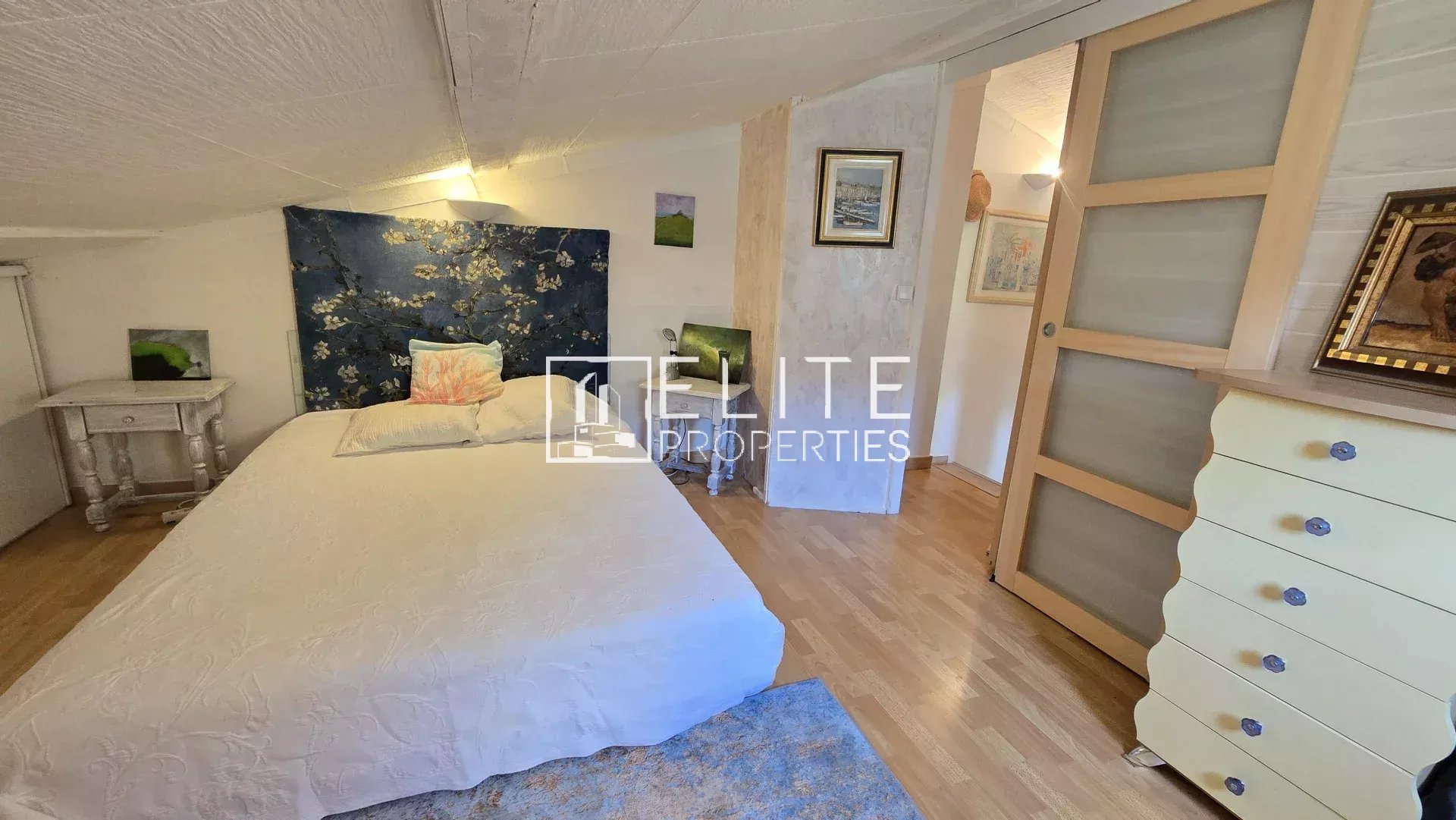 MAISON 5 PIÈCES DE 120 m² + PISCINE ET VUE MER PANORAMIQUE – GRASSE