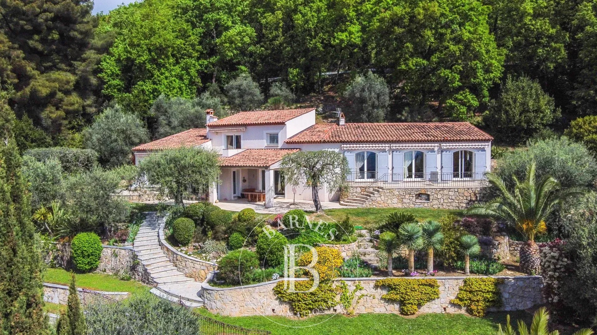 Magagnosc – Propriété d’exception avec vue mer panoramique