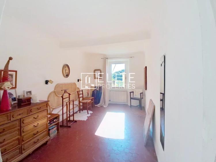 Magagnosc - Maison de village  rénovée -152 m²